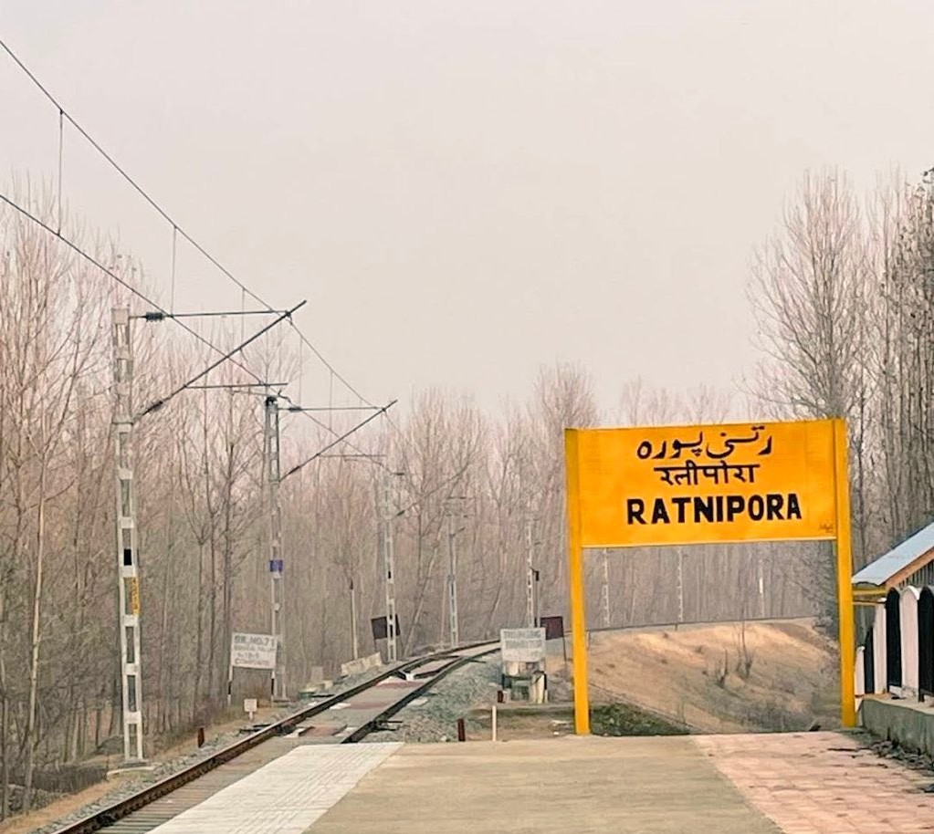 New Railway Halt Brings Delight to Culturally Rich Kashmiri Towns: Boost for Tourism and Connectivity