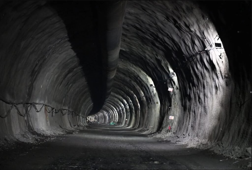 Image Credit - Ashwini Vaishnaw's Twitter - Mumbai-Ahmedabad Bullet Train